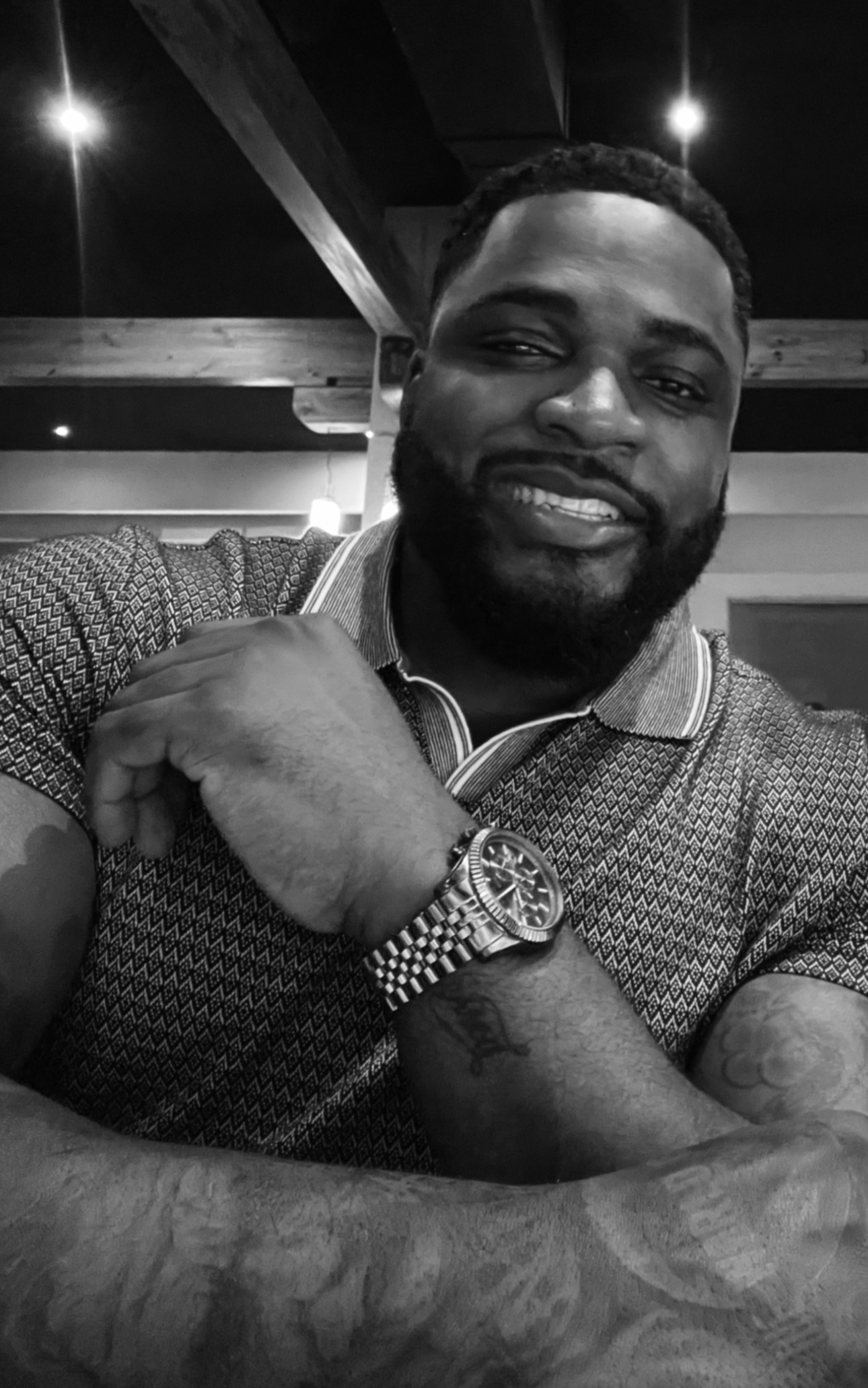 Justin, founder of Seshmap and working tattoo artist